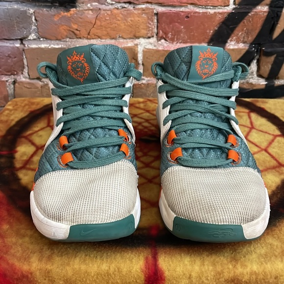 NIKE-men’s LEBRON WITNESS 8 ‘CANNON’ lace-up basketball shoes - Picture 3 of 10